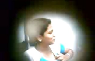 एक वित्त मंत्री के कार्यालय में हिंदी सेक्सी मूवी 2 गर्मी की वजह से गलती से एक मालिक