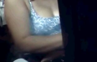 XXX दादी सेक्सी मूवी हिंदी में वीडियो का आनंद ले रहे डबल काले