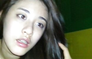 XXX उसके सेक्सी मूवी एचडी प्रेमी ने अपने बेटे को मिलने के लिए आमंत्रित किया और उसे बतख के लिए आमंत्रित किया